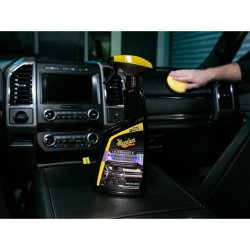 Meguiars Ultimate Insane Shine Protectant Spray